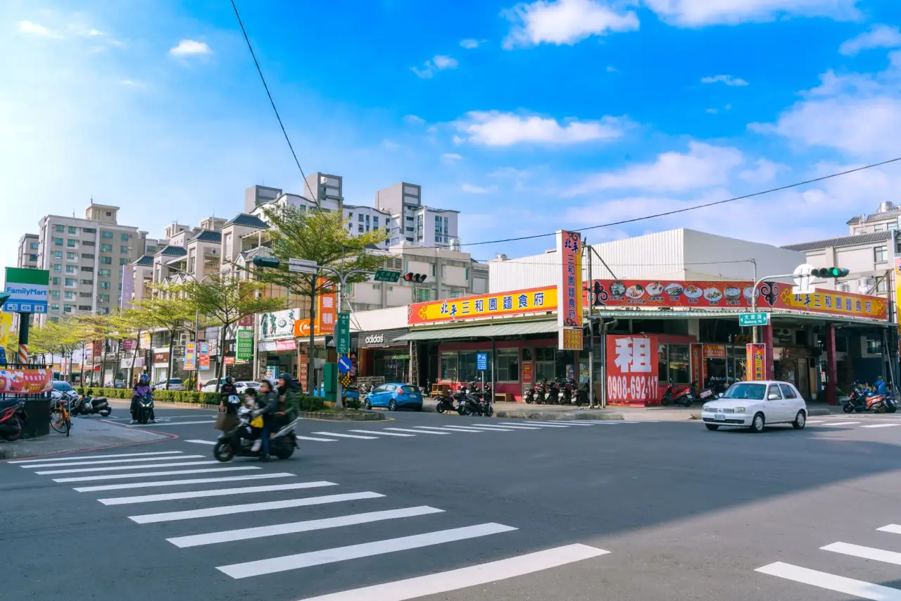 沈阳汽车维修技术解析：发动机保养周期与机油选择的专业建议
