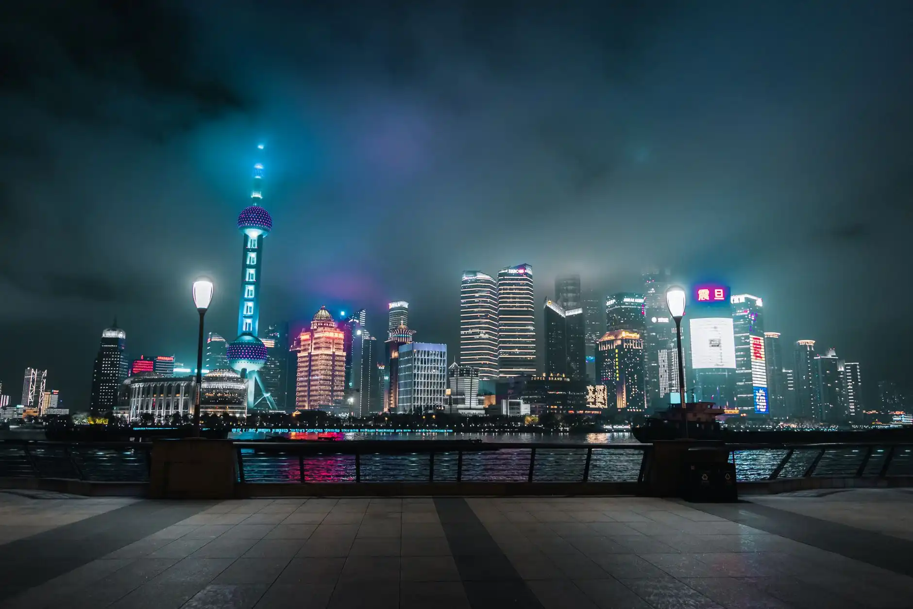 沈阳宁邦汽车服务：发动机深度养护与常规保养技术对比分析
