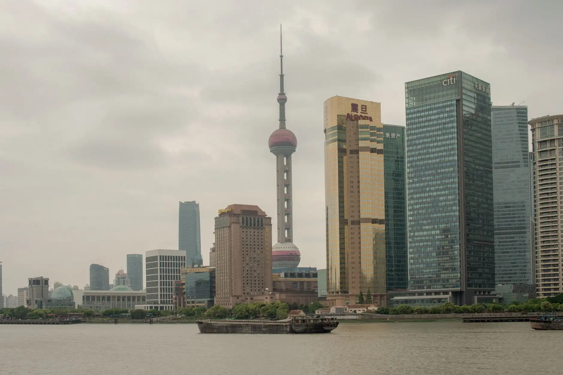 沈阳汽车维修与美容一体化服务方案解析